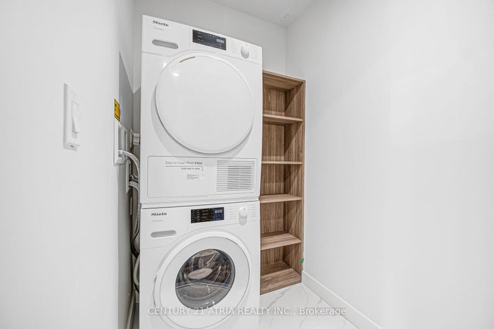 Photo 3 at 210 - 18 Esther Shiner Boulevard, Bayview Village, Toronto