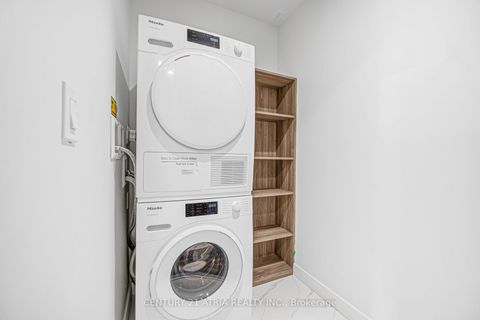 Photo 3 at 210 - 18 Esther Shiner Boulevard, Bayview Village, Toronto
