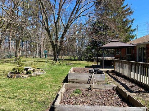 Photo 4 at 556 Big Bay Point Road, Painswick North, Barrie