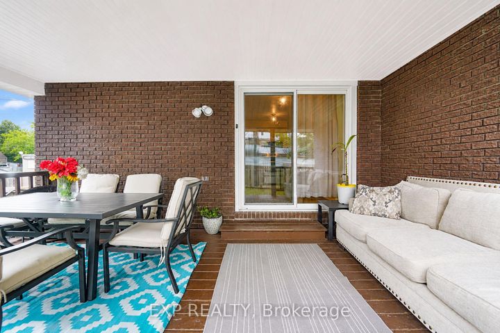 Photo 2 at 246 Mary Street N, O'Neill, Oshawa