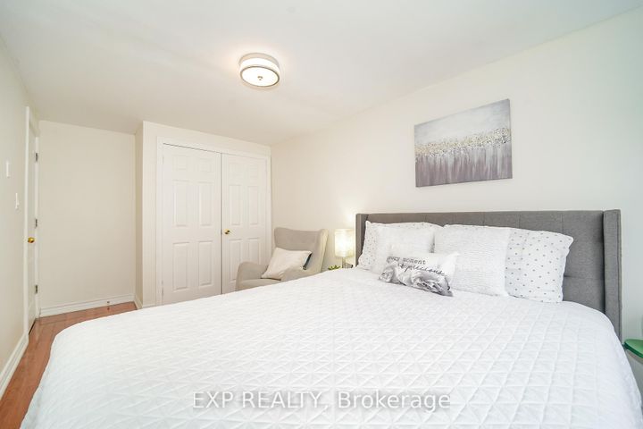 Photo 17 at 246 Mary Street N, O'Neill, Oshawa