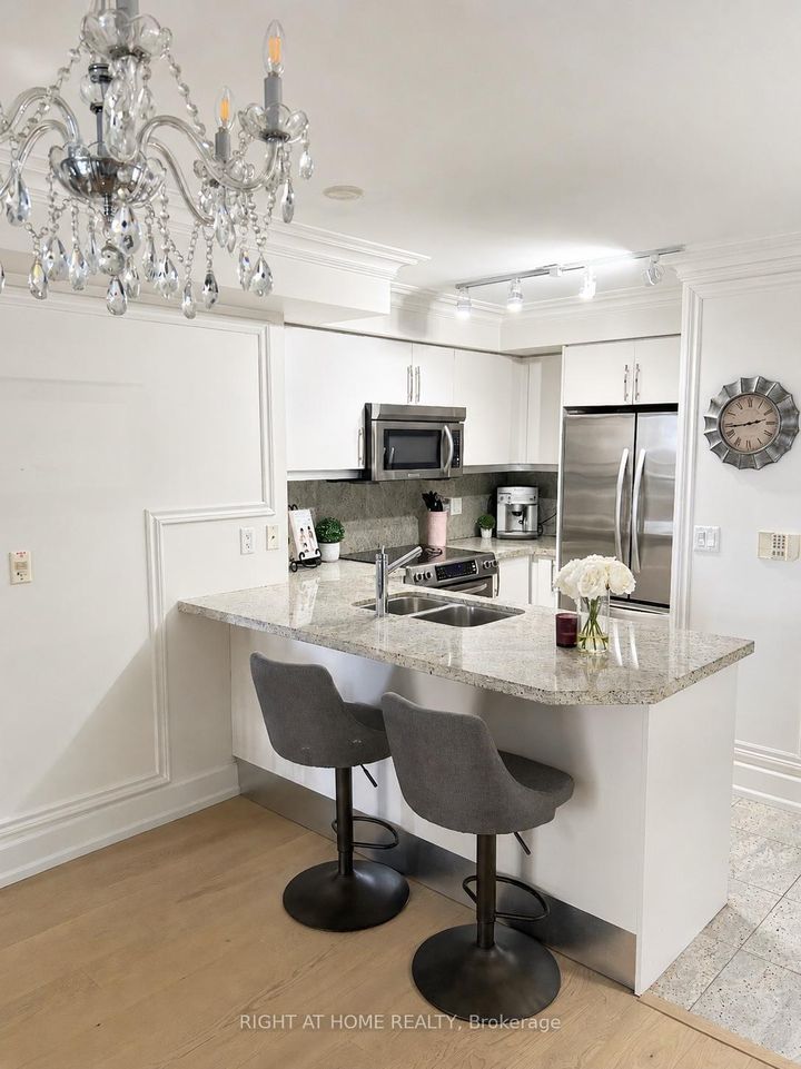 Photo 7 at 403 - 650 Sheppard Avenue E, Bayview Village, Toronto