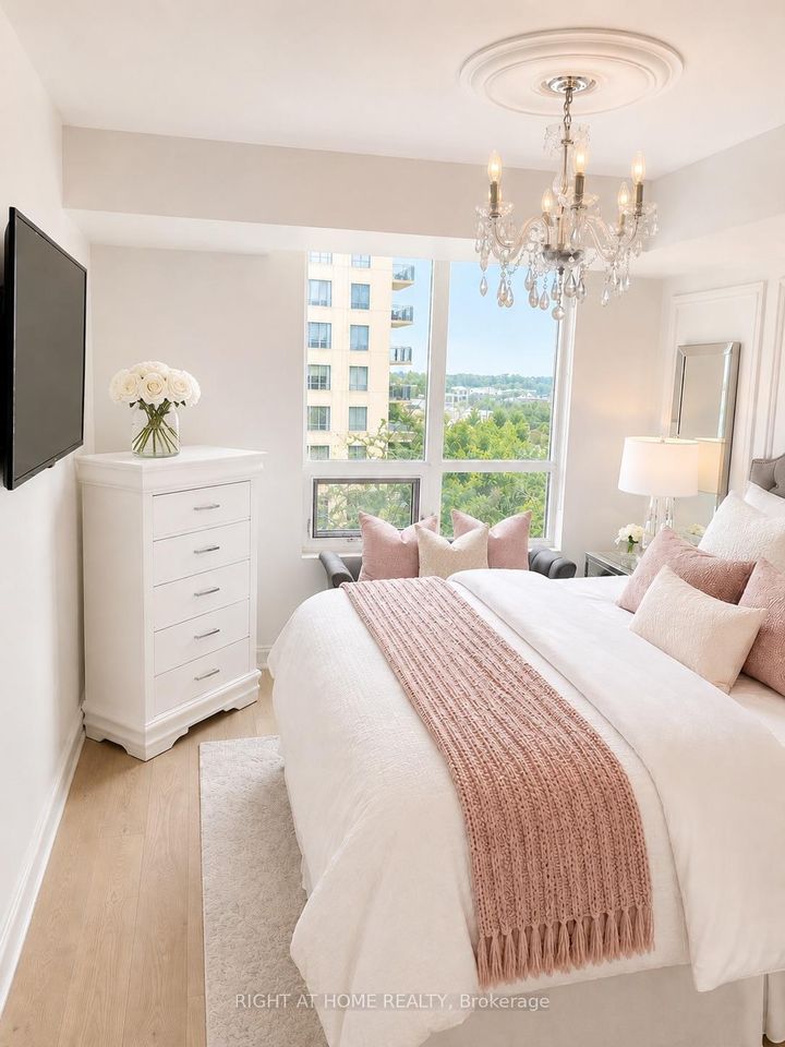 Photo 11 at 403 - 650 Sheppard Avenue E, Bayview Village, Toronto