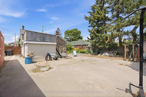 Photo 10 at 1355 Victoria Park Avenue, Birchmount, Toronto