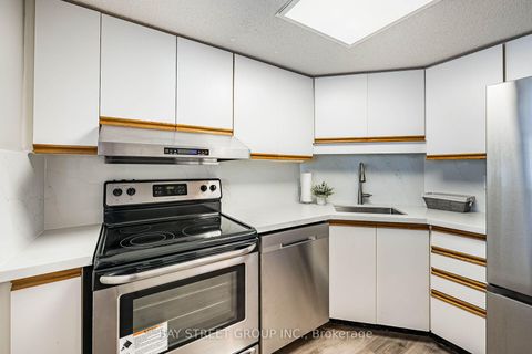 Photo 8 at 1001 - 150 Alton Towers Circle, Milliken, Toronto