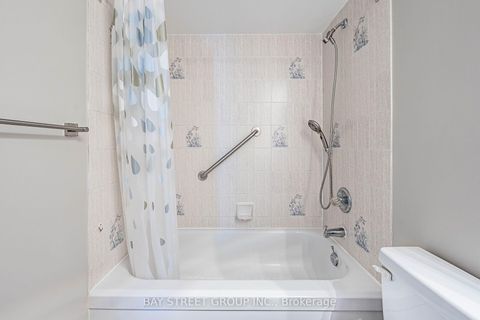 Photo 22 at 1001 - 150 Alton Towers Circle, Milliken, Toronto