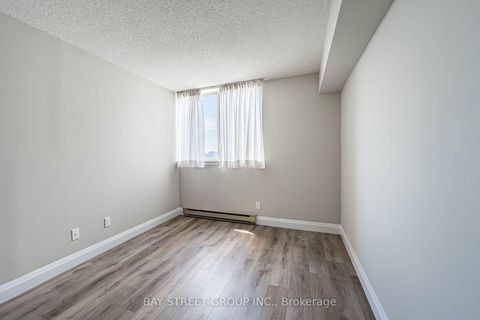 Photo 25 at 1001 - 150 Alton Towers Circle, Milliken, Toronto
