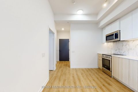 Photo 17 at 301 - 500 Dupont Street, Annex, Toronto
