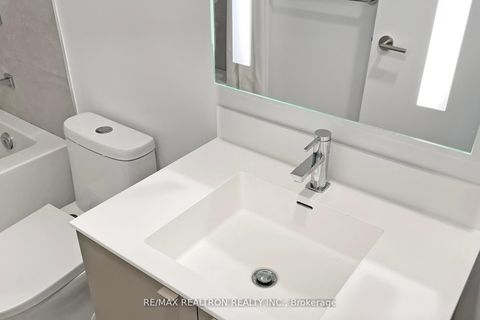 Photo 31 at 301 - 500 Dupont Street, Annex, Toronto