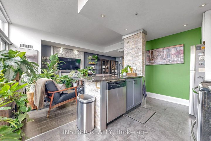Photo 18 at 103 - 427 Aberdeen Avenue, Kirkendall, Hamilton