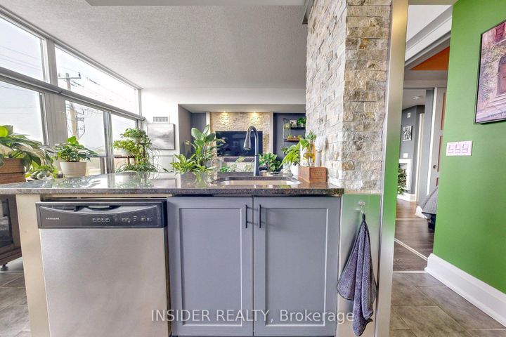 Photo 20 at 103 - 427 Aberdeen Avenue, Kirkendall, Hamilton