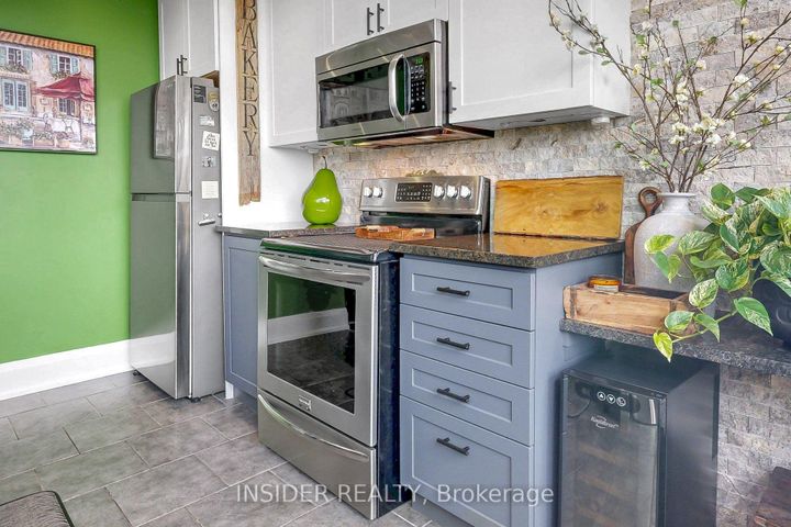 Photo 21 at 103 - 427 Aberdeen Avenue, Kirkendall, Hamilton