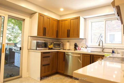 Photo 10 at 5A Scotia Avenue, Oakridge, Toronto