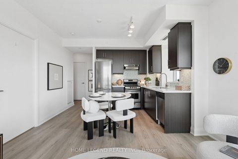Photo 7 at 605 - 68 Canterbury Place, Willowdale West, Toronto