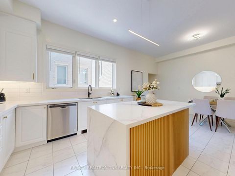 Photo 7 at 9442 Bayview Avenue, Observatory, Richmond Hill
