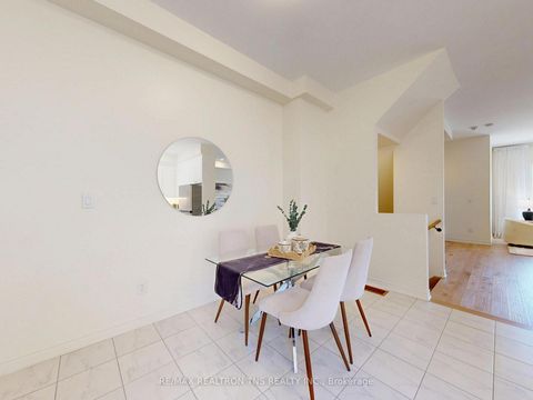 Photo 9 at 9442 Bayview Avenue, Observatory, Richmond Hill