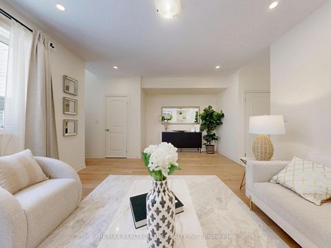 Photo 12 at 9442 Bayview Avenue, Observatory, Richmond Hill
