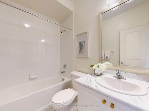 Photo 21 at 9442 Bayview Avenue, Observatory, Richmond Hill