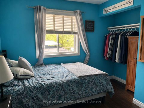 Photo 4 at 239 Atkinson Street, Stayner, Clearview