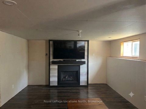 Photo 6 at 239 Atkinson Street, Stayner, Clearview