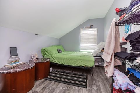 Photo 14 at 2321 Major Mackenzie Drive W, Maple, Vaughan