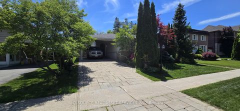 Photo 1 at 45 Clareville Crescent, Don Valley Village, Toronto