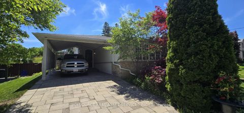 Photo 2 at 45 Clareville Crescent, Don Valley Village, Toronto