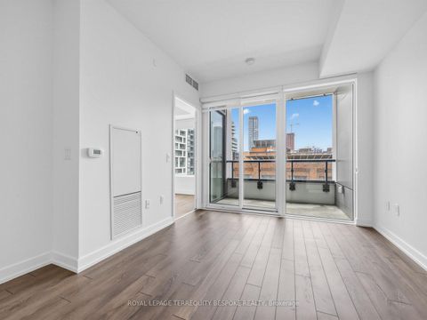 Photo 14 at 419 - 158 Front Street E, Moss Park, Toronto