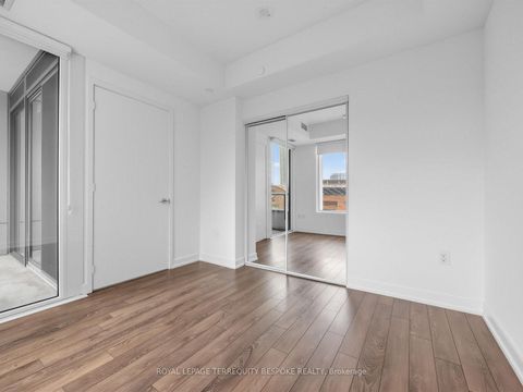 Photo 21 at 419 - 158 Front Street E, Moss Park, Toronto