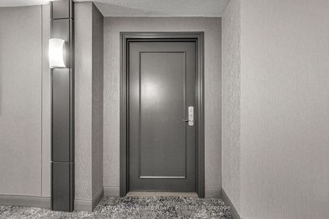 Photo 4 at 507 - 18 Valley Woods Road, Donalda, Toronto