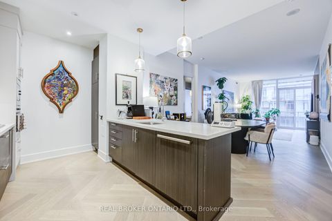 Photo 2 at 916 - 29 Queens Quay E, Waterfront Communities C8, Toronto