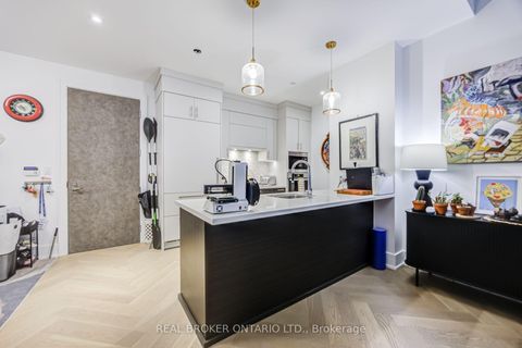 Photo 4 at 916 - 29 Queens Quay E, Waterfront Communities C8, Toronto