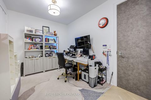 Photo 5 at 916 - 29 Queens Quay E, Waterfront Communities C8, Toronto