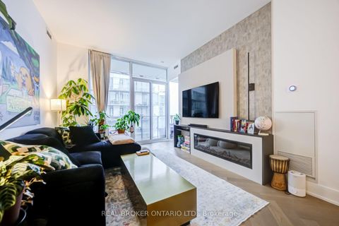Photo 8 at 916 - 29 Queens Quay E, Waterfront Communities C8, Toronto