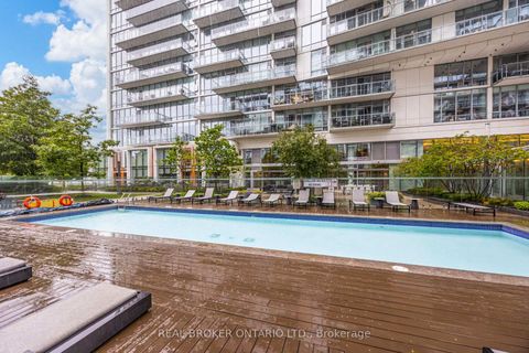 Photo 27 at 916 - 29 Queens Quay E, Waterfront Communities C8, Toronto