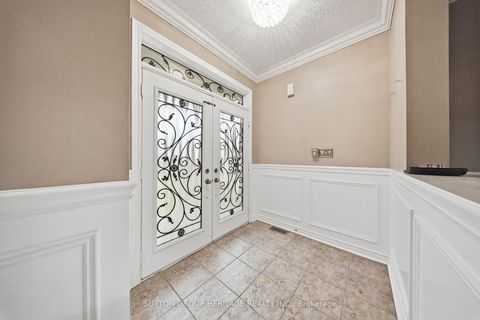 Photo 1 at 16 Shrewsbury Drive, Brooklin, Whitby
