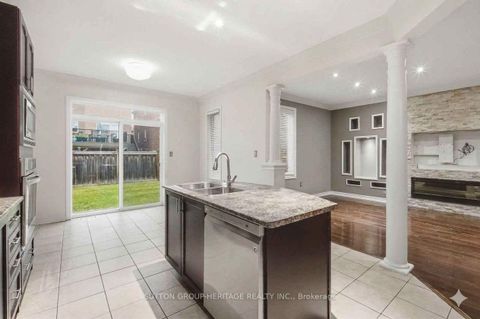 Photo 10 at 16 Shrewsbury Drive, Brooklin, Whitby
