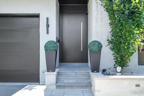 Photo 2 at 127 Ridley Boulevard, Nortown, Toronto