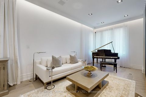 Photo 3 at 127 Ridley Boulevard, Nortown, Toronto