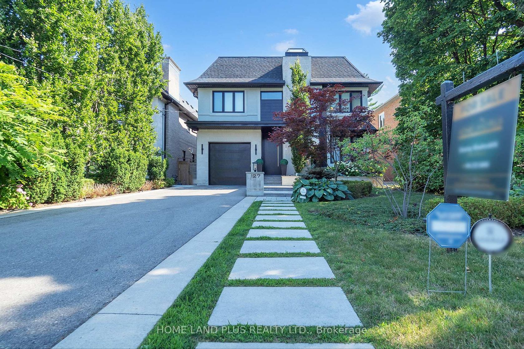 127 Ridley Boulevard, Nortown, Toronto 
