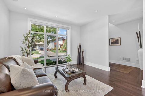 Photo 6 at 51 Greenfield Drive, City Centre West, Toronto