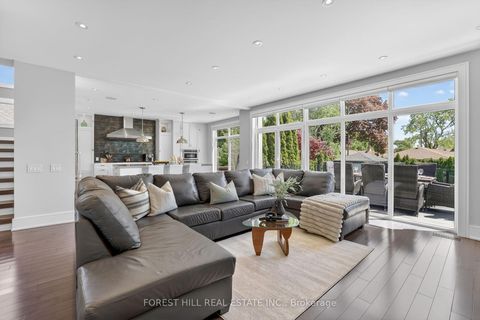 Photo 10 at 51 Greenfield Drive, City Centre West, Toronto