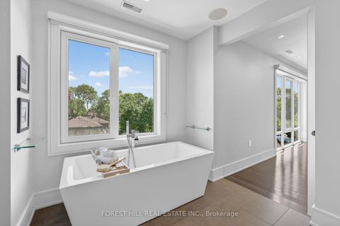 Photo 21 at 51 Greenfield Drive, City Centre West, Toronto