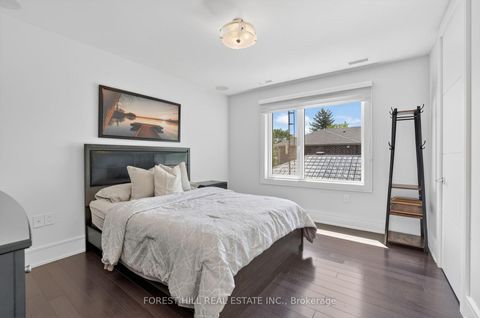 Photo 23 at 51 Greenfield Drive, City Centre West, Toronto