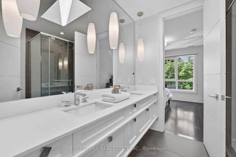Photo 24 at 51 Greenfield Drive, City Centre West, Toronto