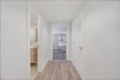 Photo 30 at 51 Greenfield Drive, City Centre West, Toronto