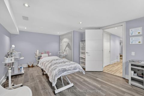 Photo 31 at 51 Greenfield Drive, City Centre West, Toronto