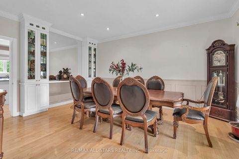 Photo 8 at 6 Audubon Way, Baldwin, Georgina
