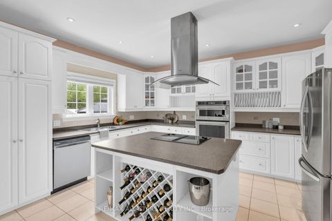 Photo 13 at 6 Audubon Way, Baldwin, Georgina