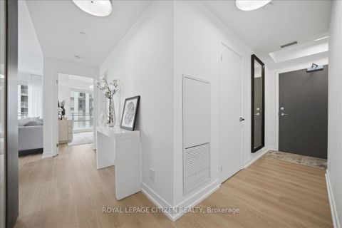 Photo 4 at 1911 - 21 Widmer Street, Waterfront Communities C1, Toronto